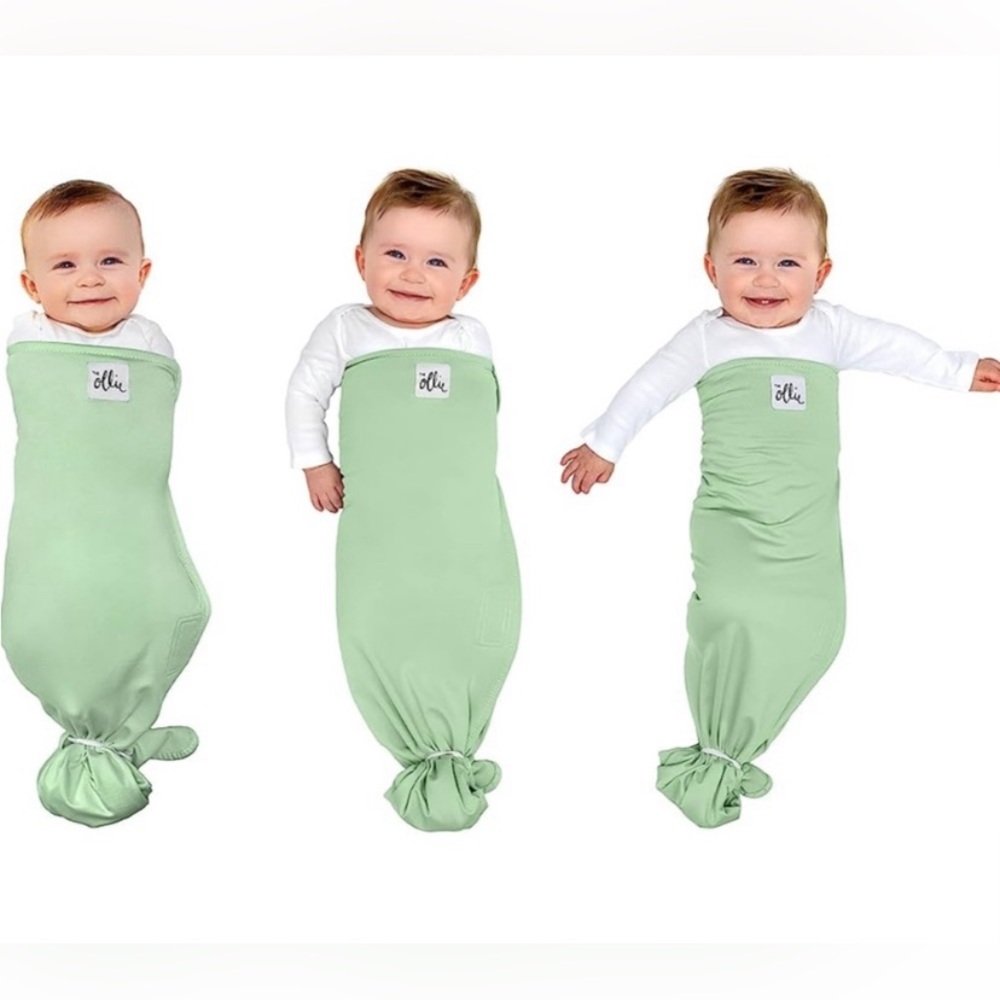 Ollie World Swaddle in Meadow Green